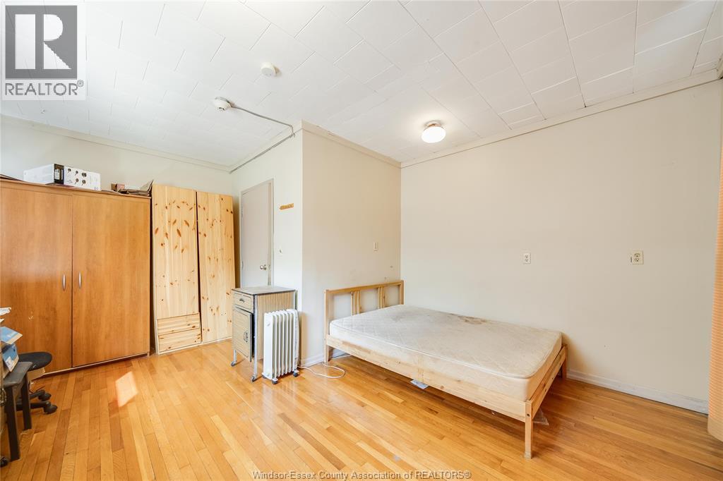 801 Victoria Avenue Property Photo 10
