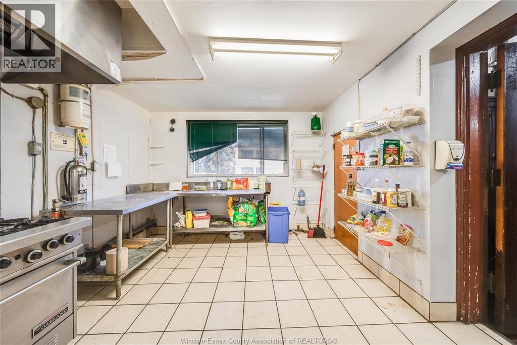 801 Victoria Avenue Property Photo 17
