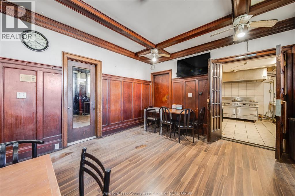 801 Victoria Avenue Property Photo 22