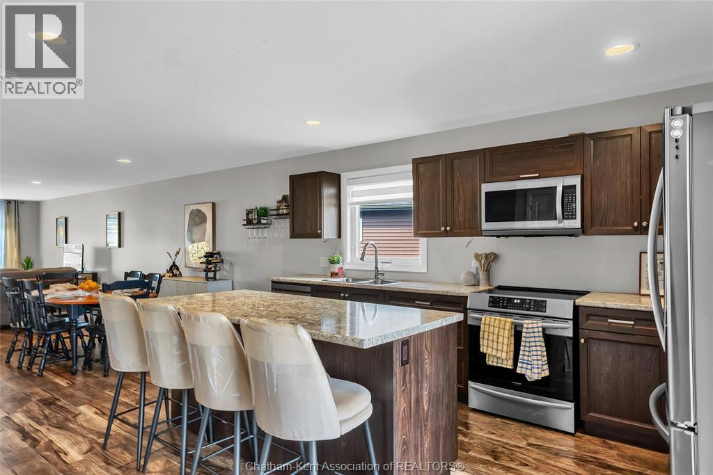 62 Moonstone Crescent Property Photo 14