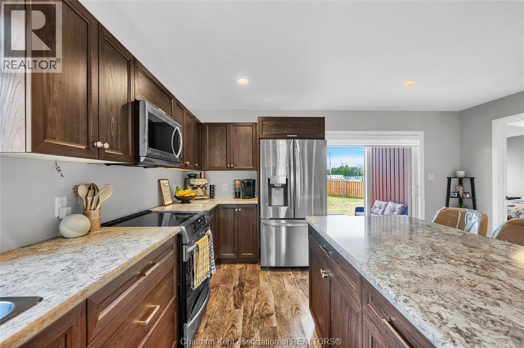 62 Moonstone Crescent Property Photo 17