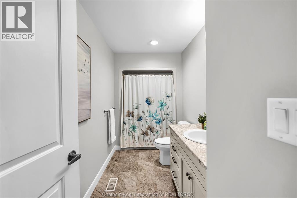 62 Moonstone Crescent Property Photo 26