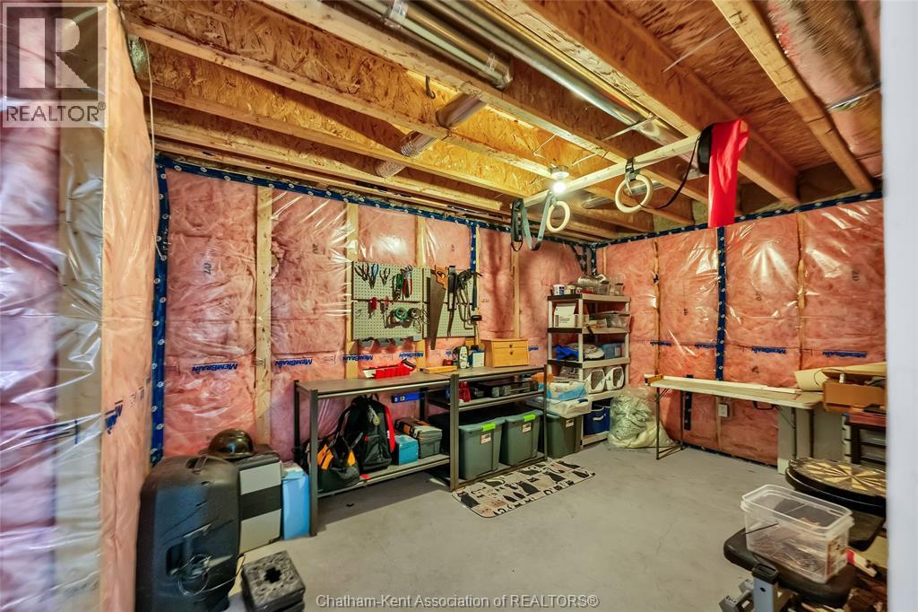 62 Moonstone Crescent Property Photo 43