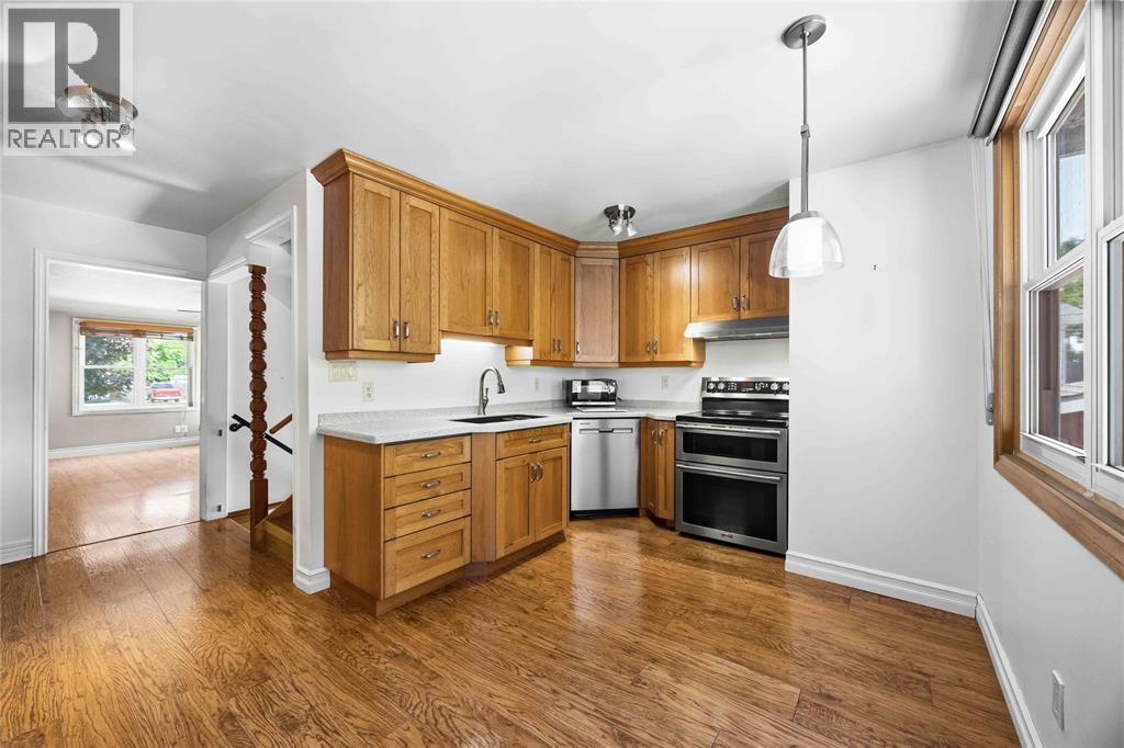 1477 Baxter Avenue Property Photo 12