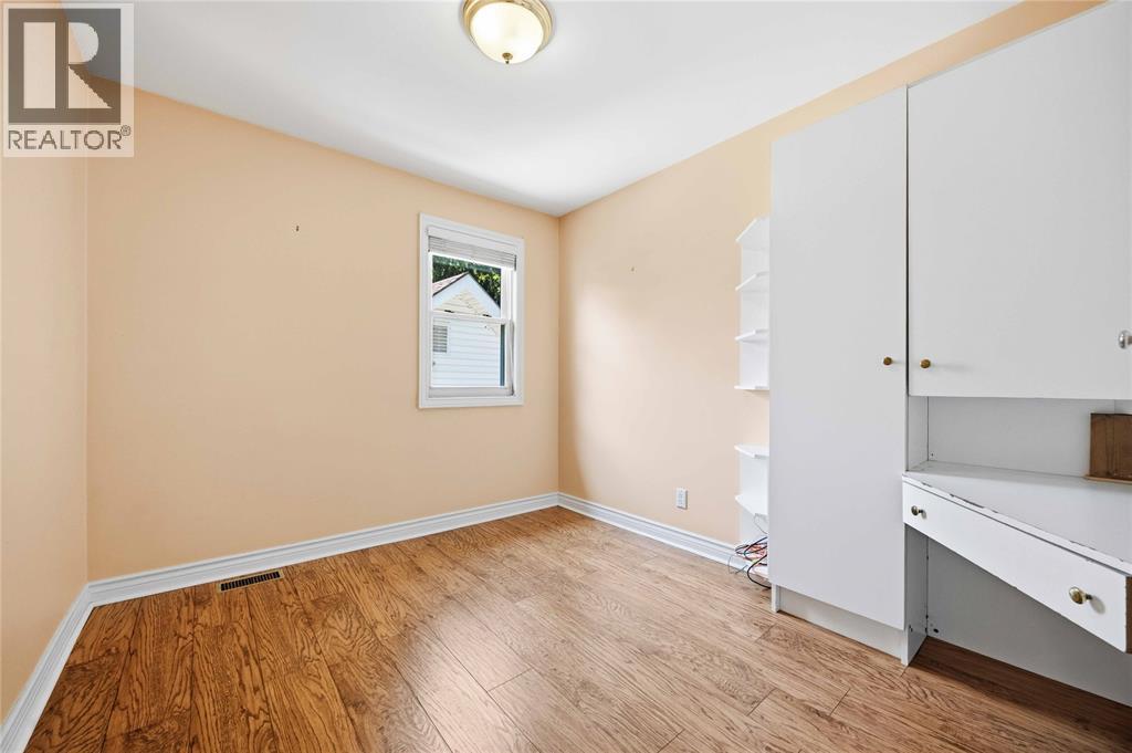 1477 Baxter Avenue Property Photo 17