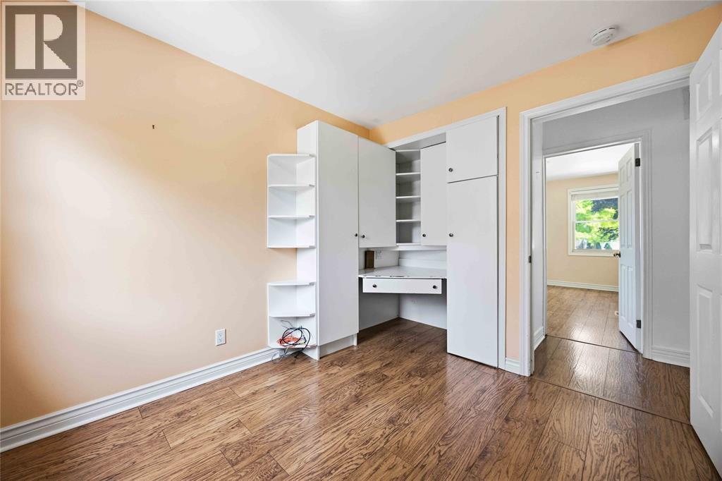 1477 Baxter Avenue Property Photo 18