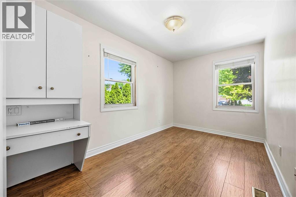 1477 Baxter Avenue Property Photo 19