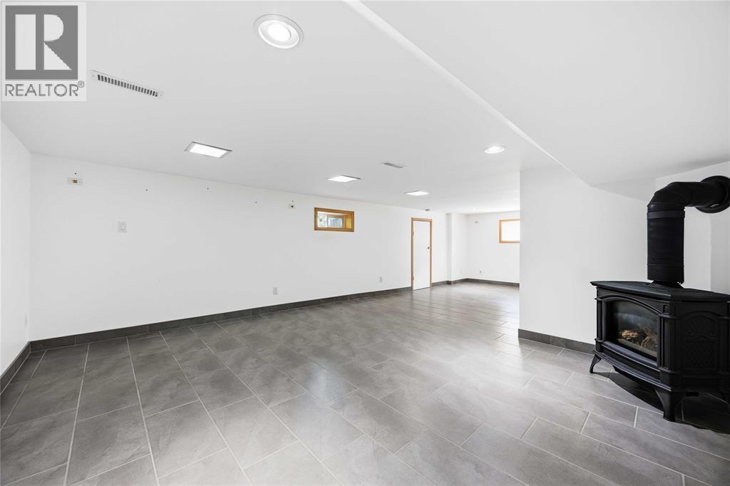 1477 Baxter Avenue Property Photo 29