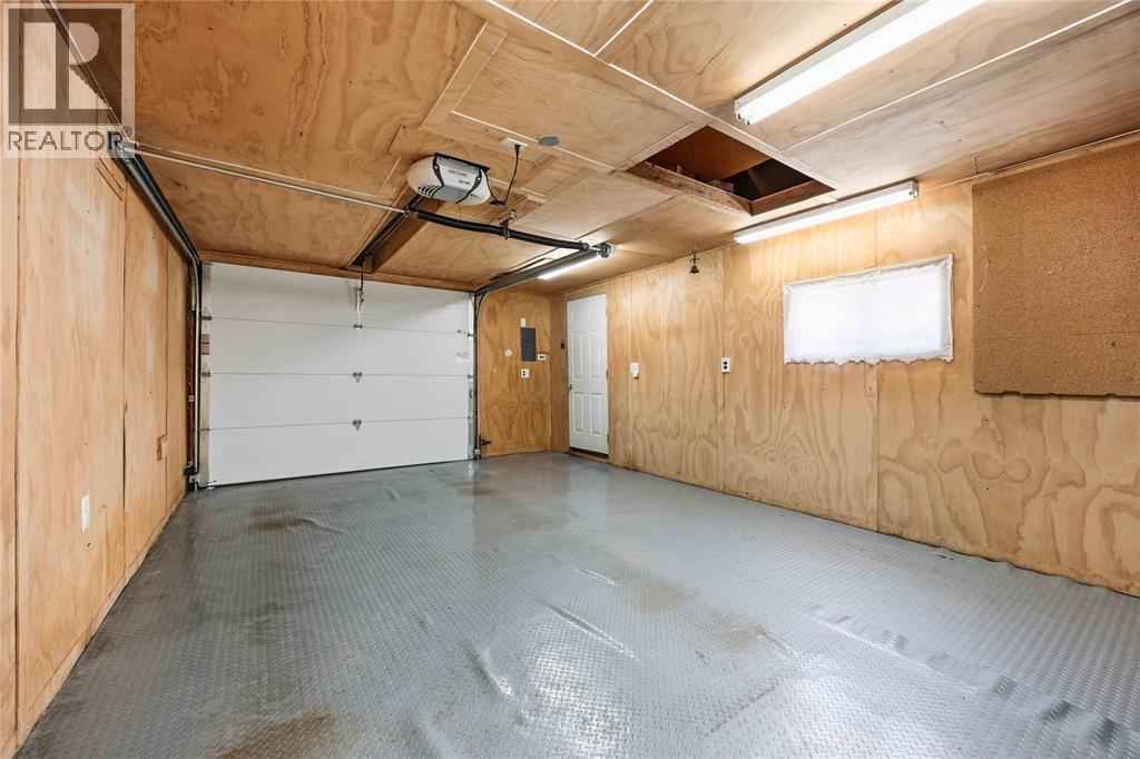 1477 Baxter Avenue Property Photo 32