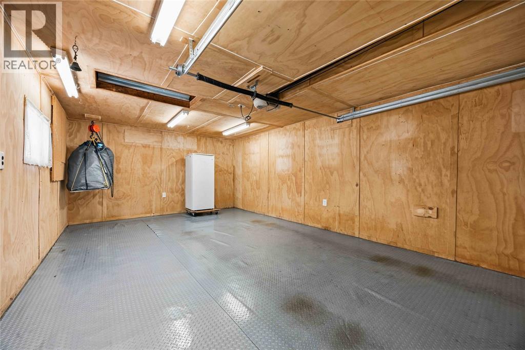 1477 Baxter Avenue Property Photo 33
