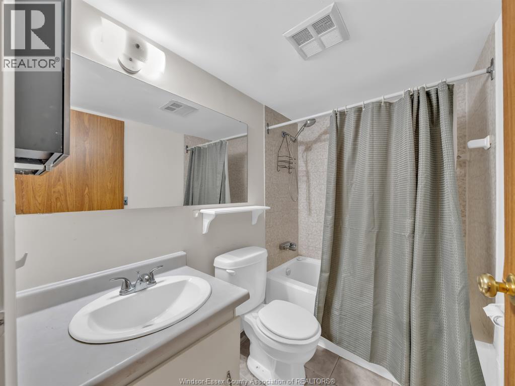 150 Park Street West Unit# 1204 Property Photo 15