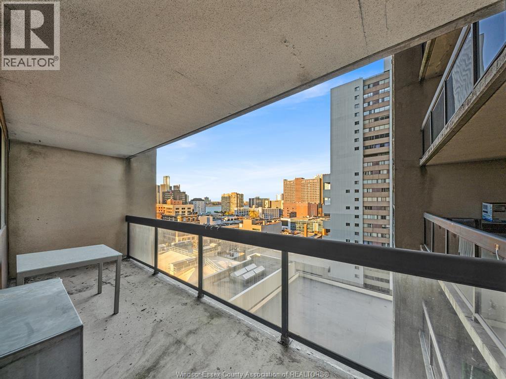 150 Park Street West Unit# 1204 Property Photo 16