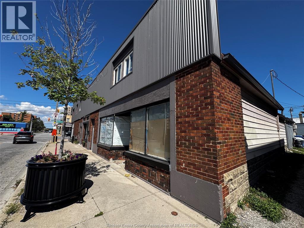 4705-4729 Wyandotte Street East Property Photo 4