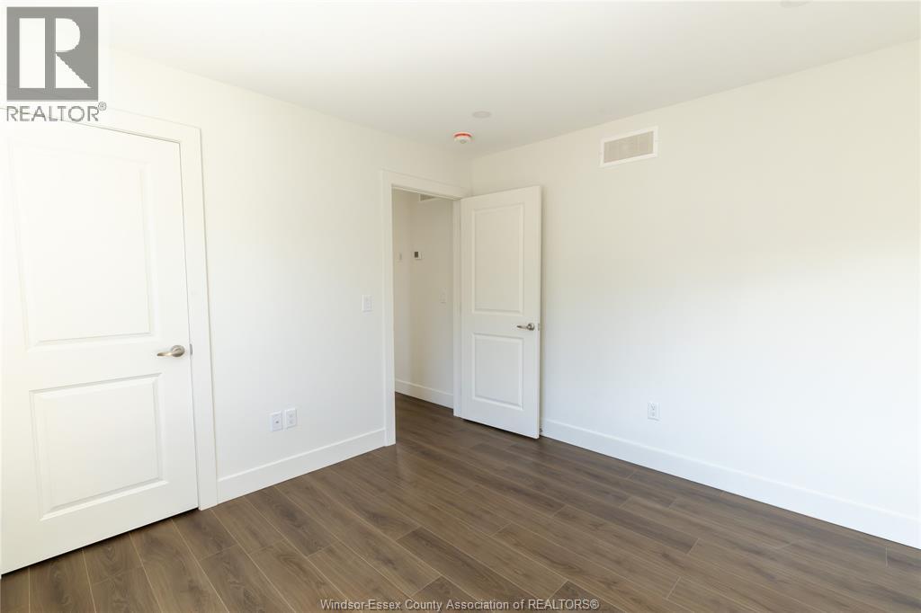 333 Bouffard Unit# 2 Property Photo 18