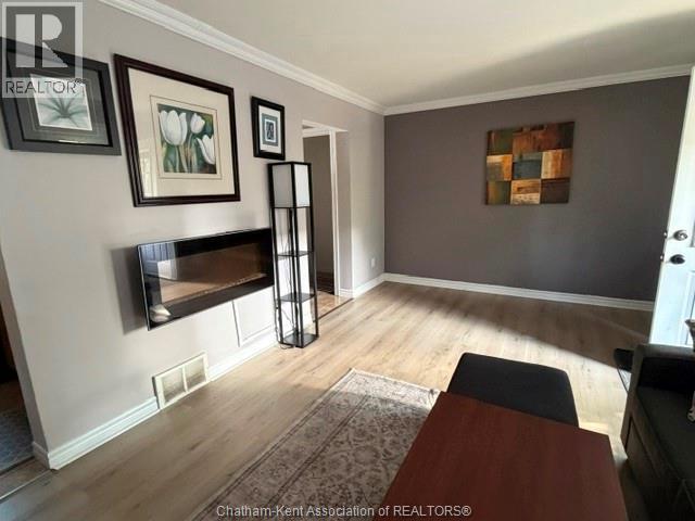 42 Orchard Place Property Photo 4