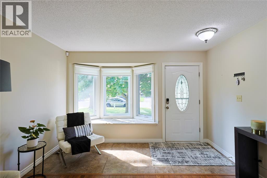 1234 Thistledown Avenue Property Photo 5