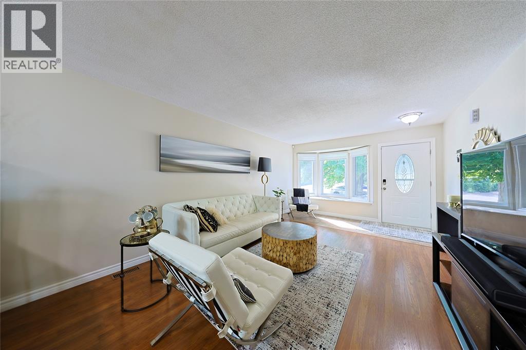 1234 Thistledown Avenue Property Photo 6
