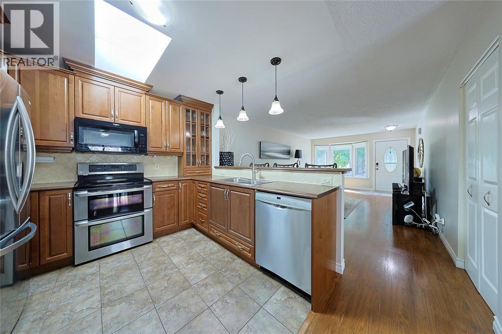 1234 Thistledown Avenue Property Photo 7
