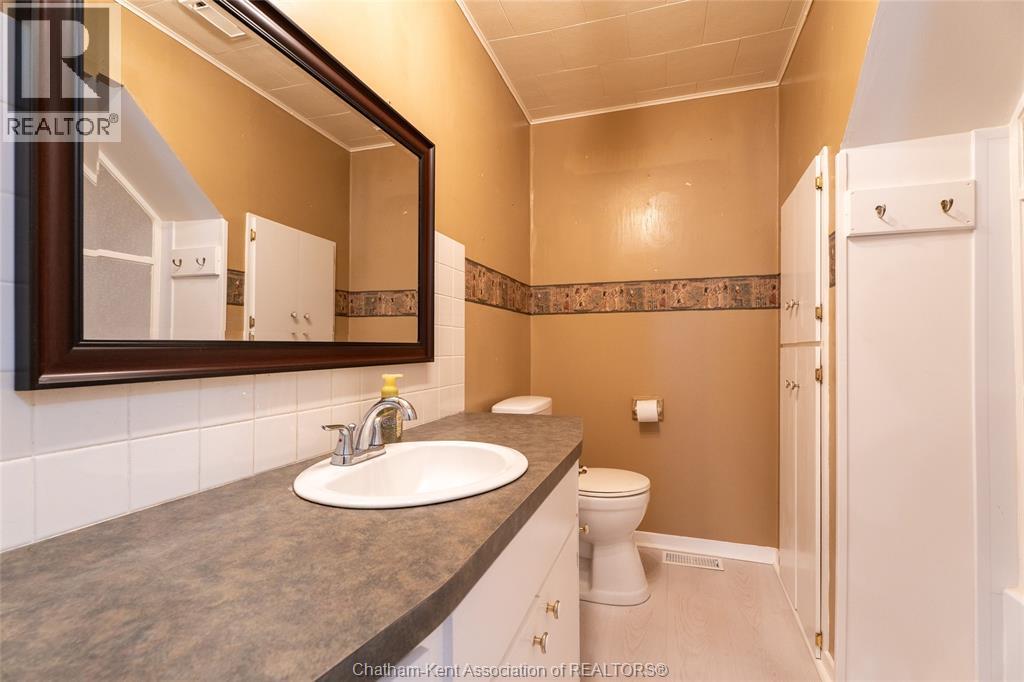 802 Elgin Street Property Photo 17