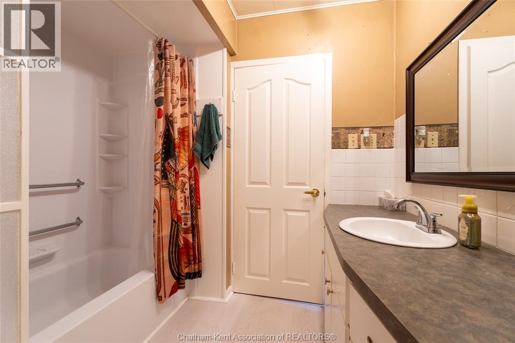 802 Elgin Street Property Photo 18