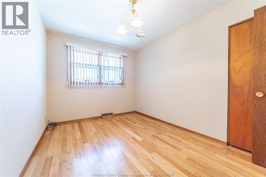 2666 Jos St. Louis Property Photo 11