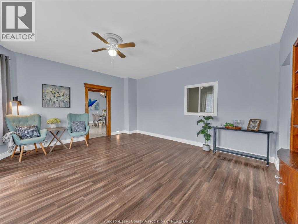 677 Marentette Unit# Main Property Photo 4