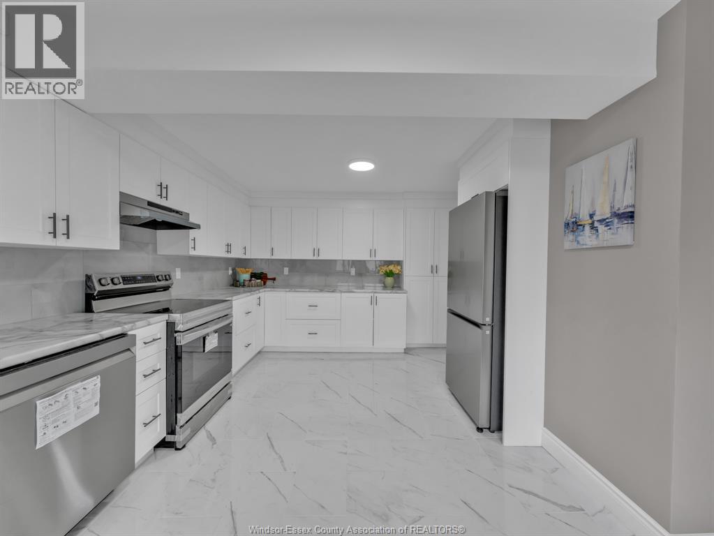 677 Marentette Unit# Main Property Photo 12