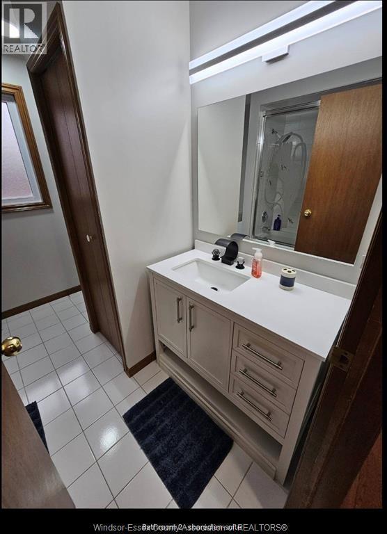 1237 Kenwick Way Property Photo 12