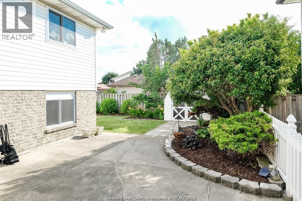 1237 Kenwick Way Property Photo 15