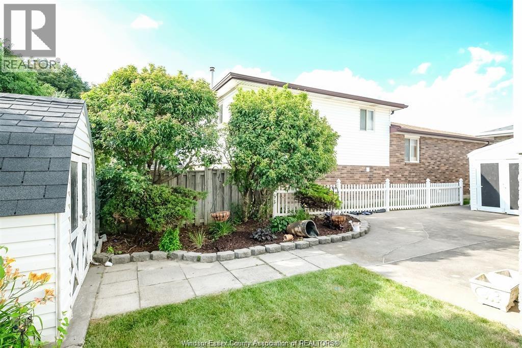 1237 Kenwick Way Property Photo 16