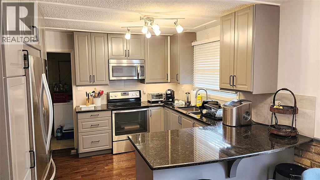 8468 Defore Drive Property Photo 4
