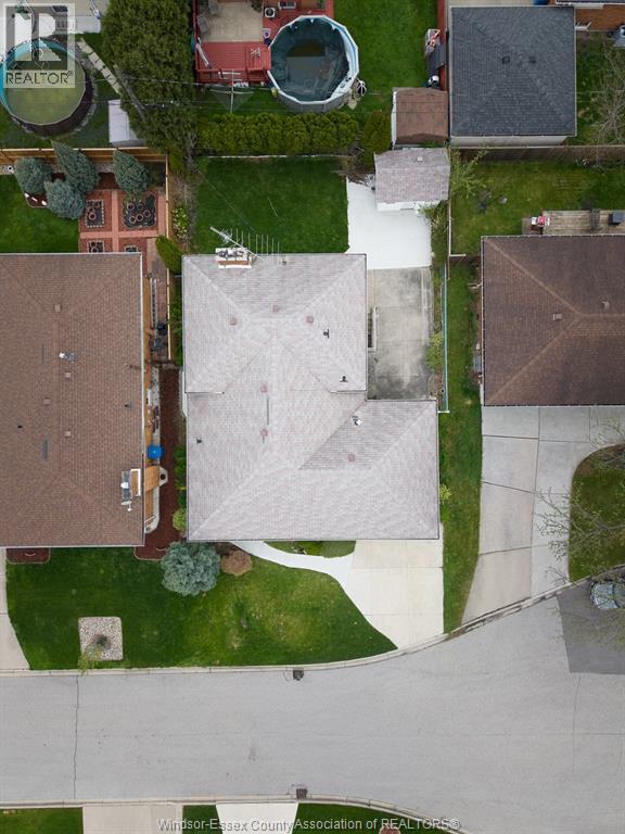 1616 Burwell Court Property Photo 2