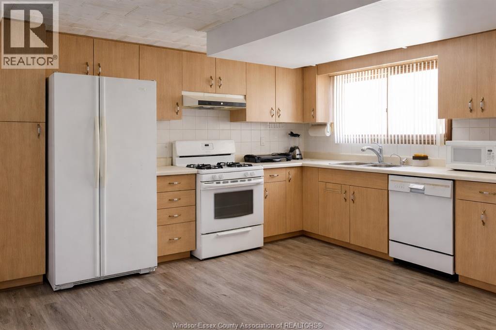 1616 Burwell Court Property Photo 13