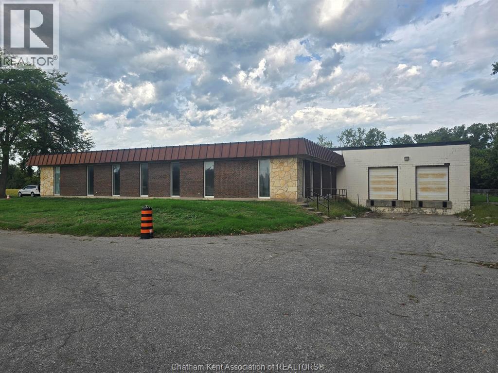 585 Riverview Drive Property Photo 1