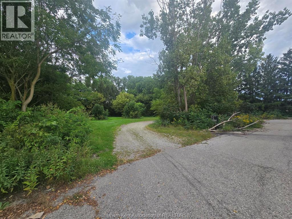 585 Riverview Drive Property Photo 7
