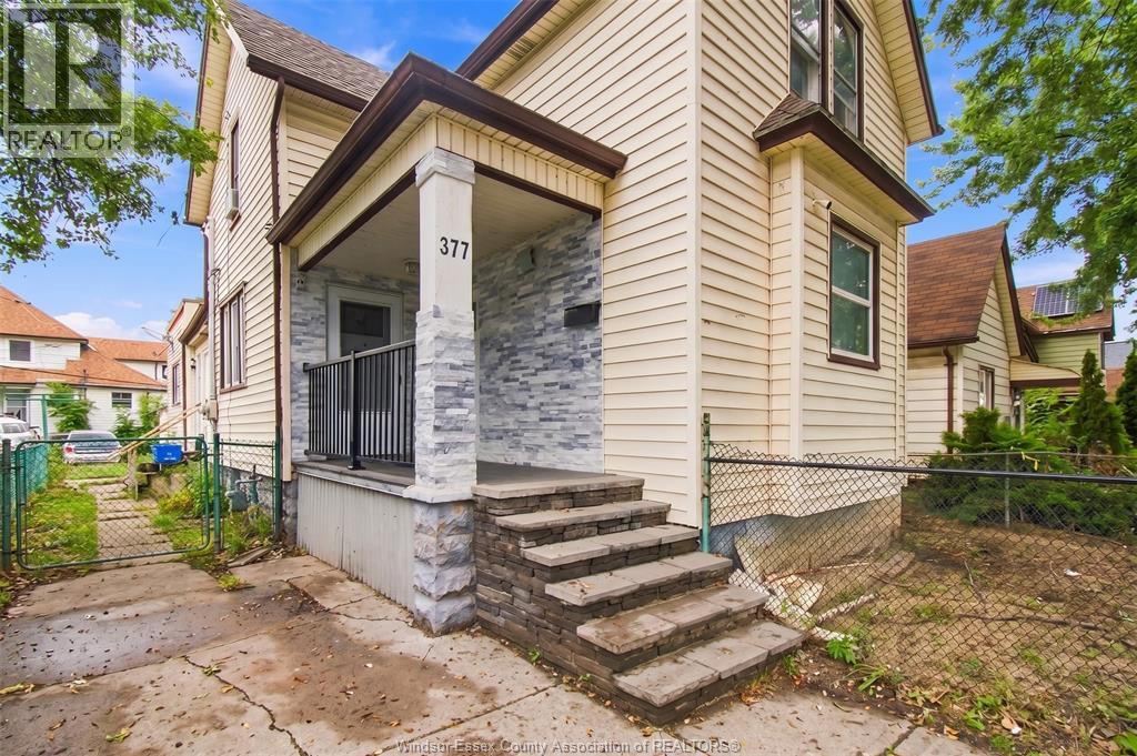 377 Parent Property Photo 6