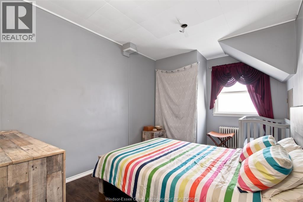 377 Parent Property Photo 15