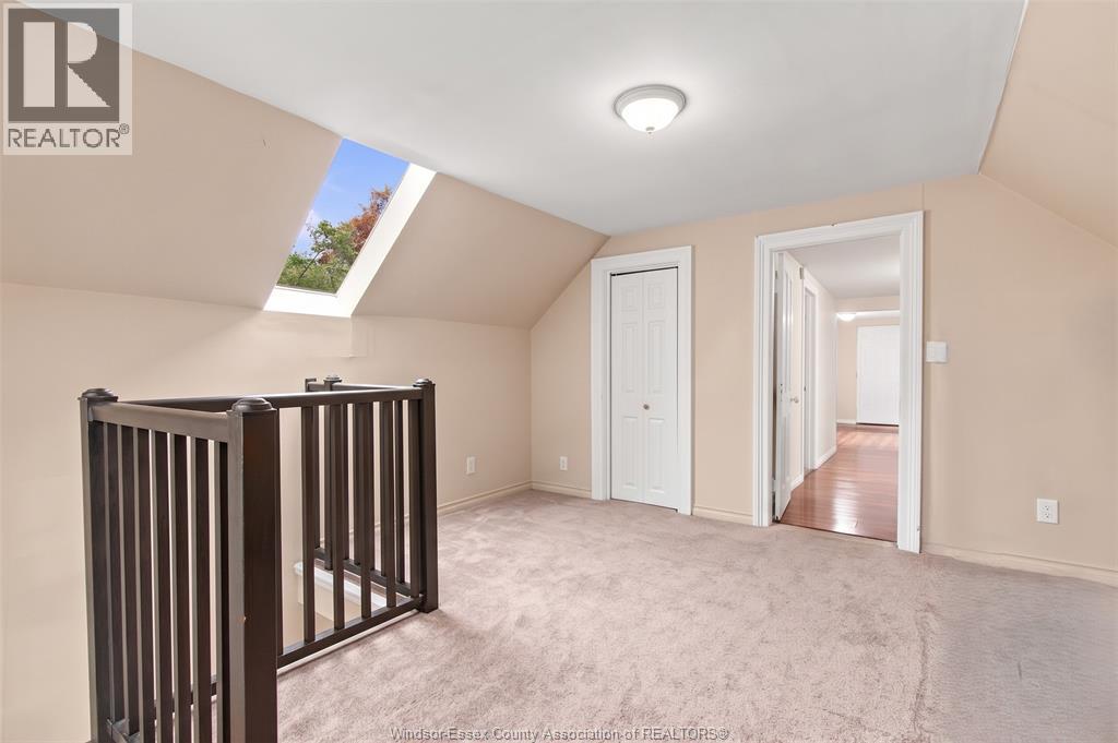377 Parent Property Photo 23
