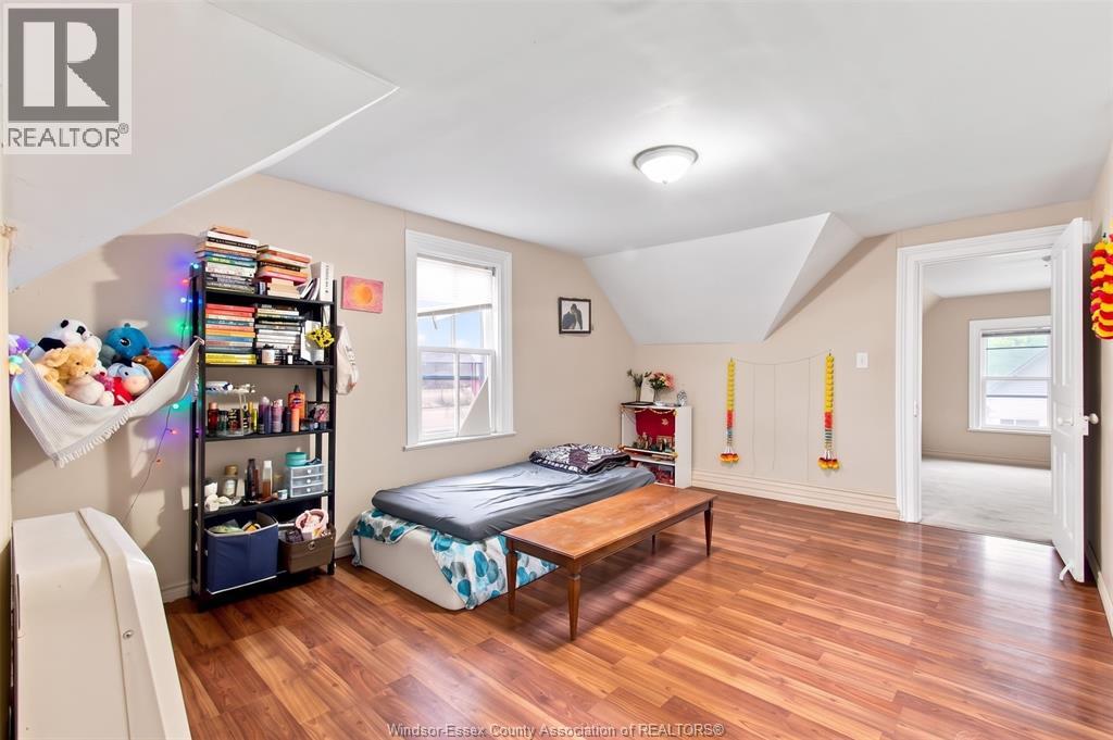 377 Parent Property Photo 24