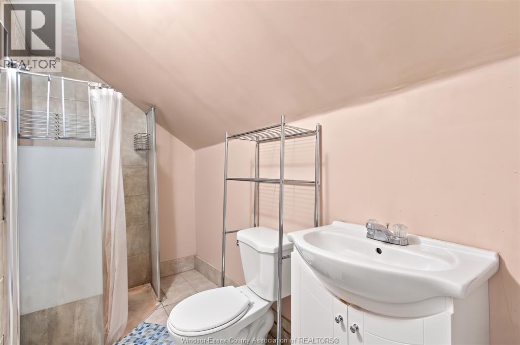 377 Parent Property Photo 29