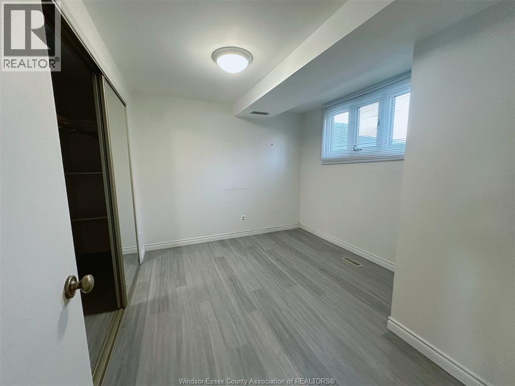 3240 Askin Avenue Unit# Lower Property Photo 4