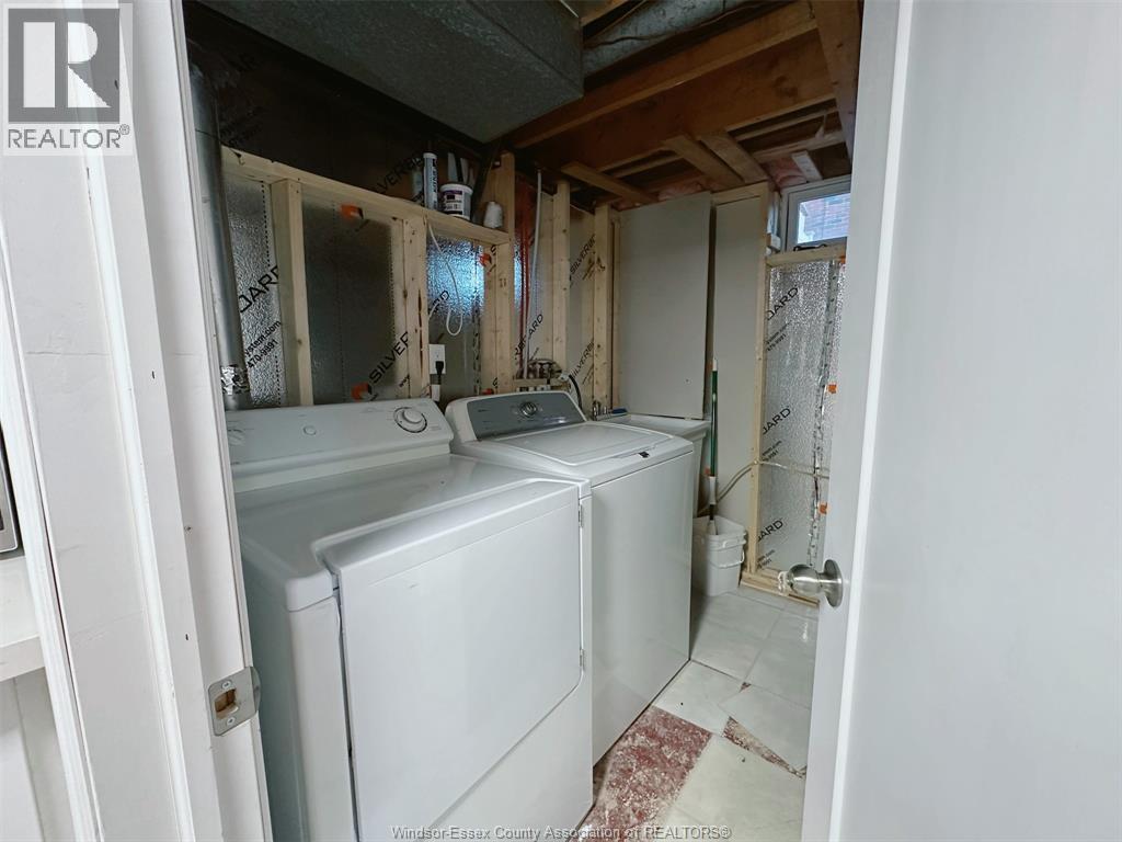 3240 Askin Avenue Unit# Lower Property Photo 10