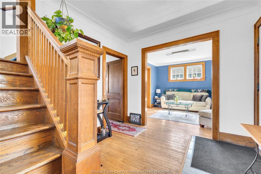 916 Windsor Avenue Property Photo 3