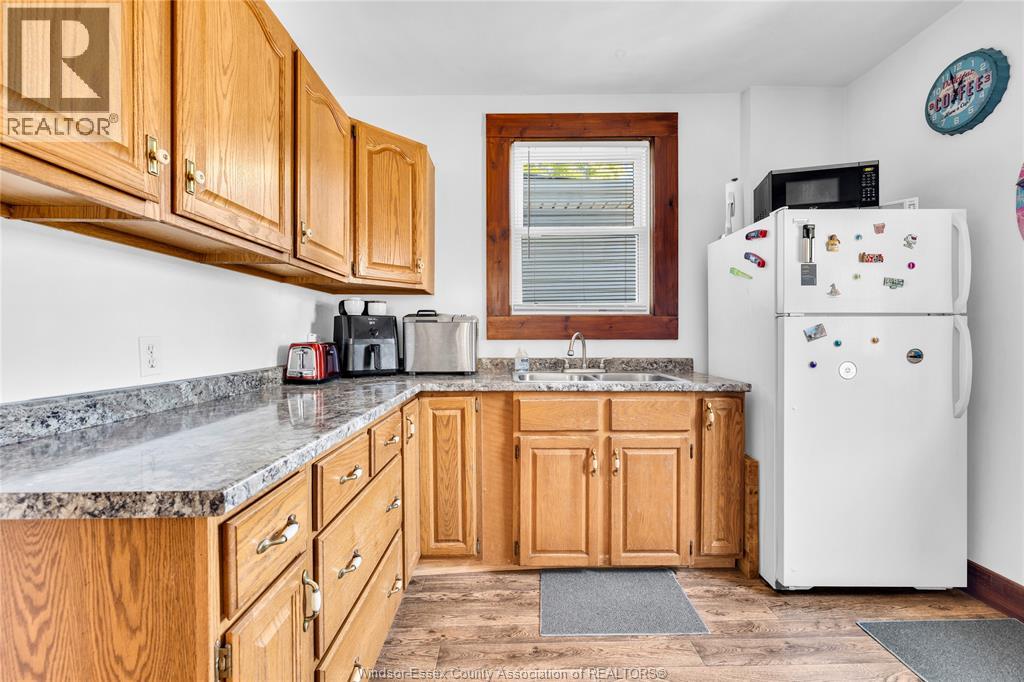 916 Windsor Avenue Property Photo 7