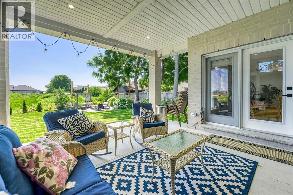 1035 Bratanek Boulevard Property Photo 9