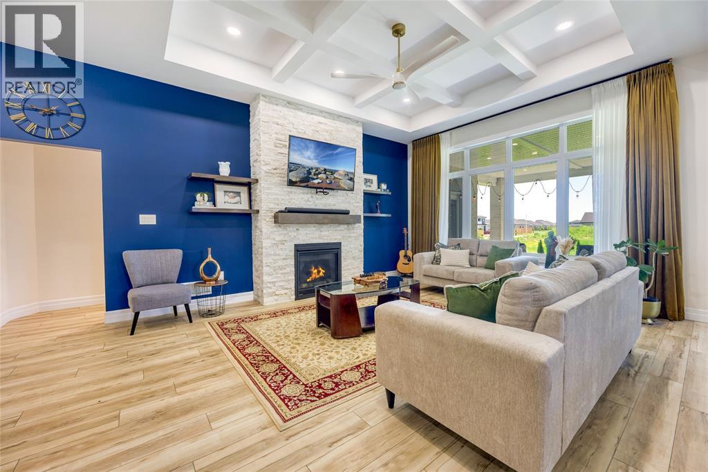 1035 Bratanek Boulevard Property Photo 14