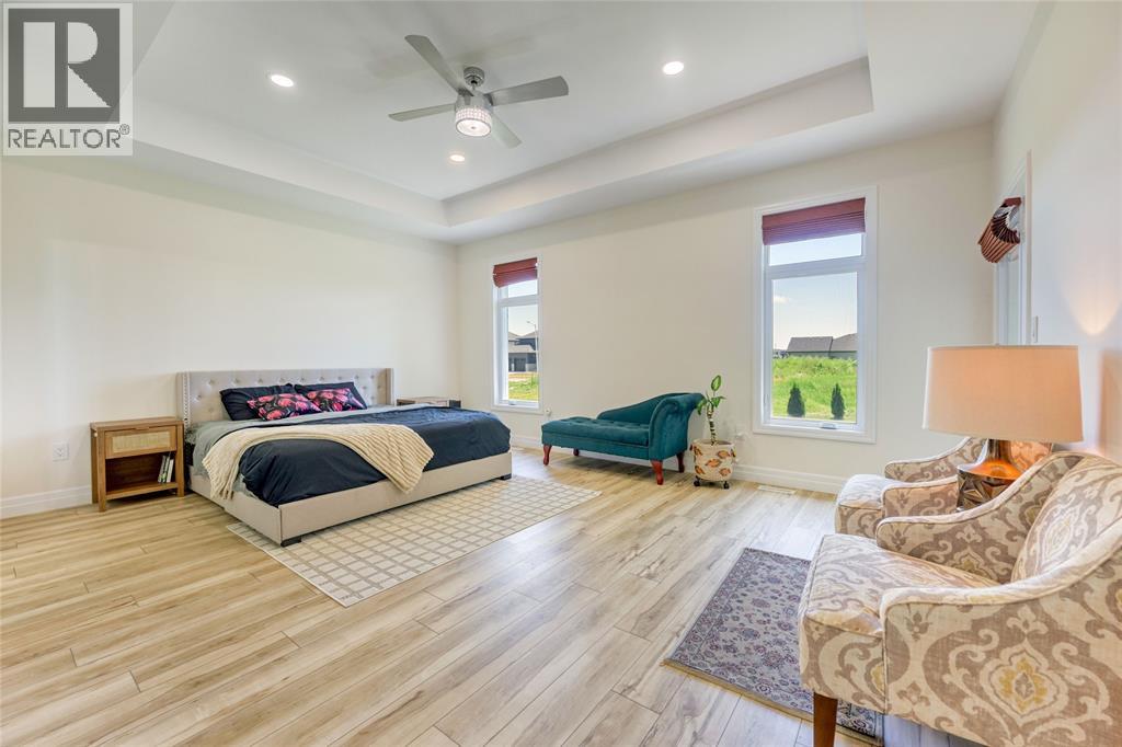 1035 Bratanek Boulevard Property Photo 24