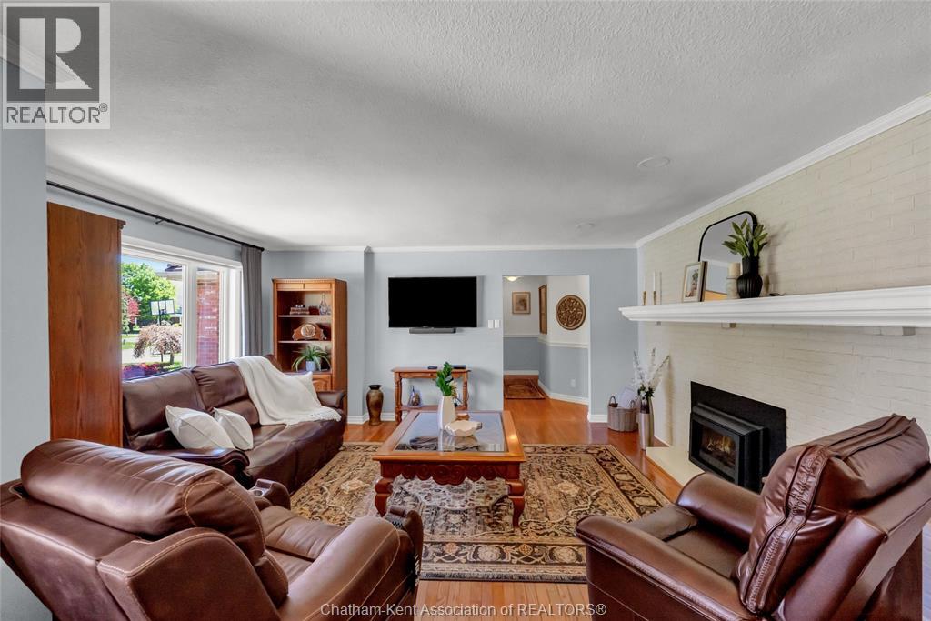 27 Cramar Crescent Property Photo 3
