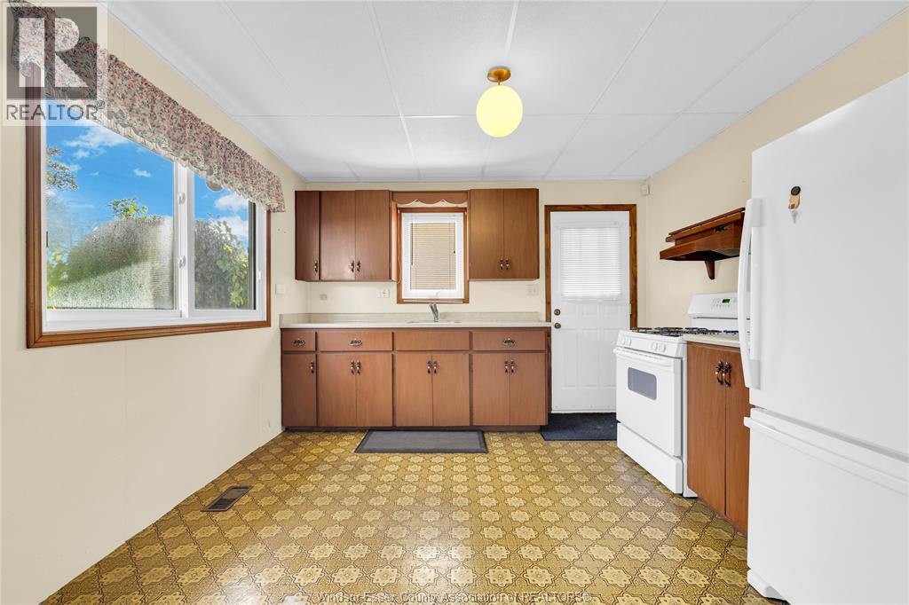 1262 Reaume Road Property Photo 12