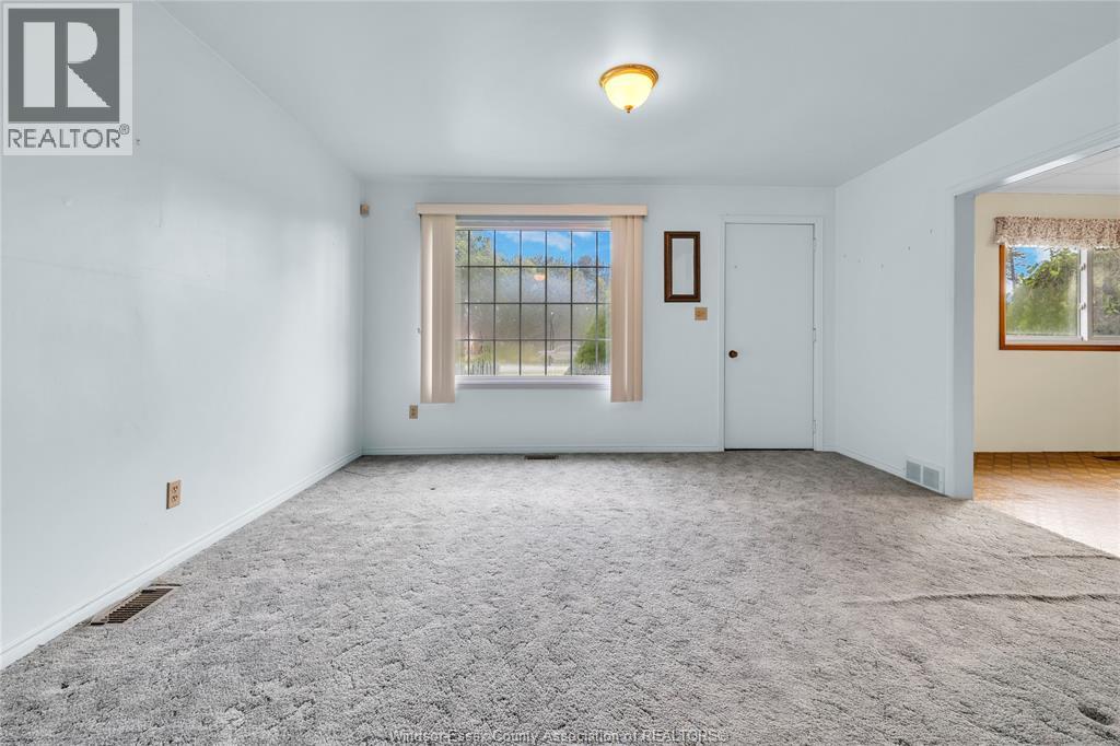 1262 Reaume Road Property Photo 16